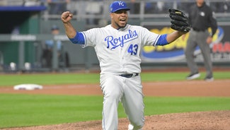 Next Story Image: Royals, Peralta agree to one-year deal; Karns elects free agency